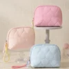 A021-1 Wholesale Custom Quilted Heart Nylon Cosmetic Bag with Wristlet (OEM / ODM)