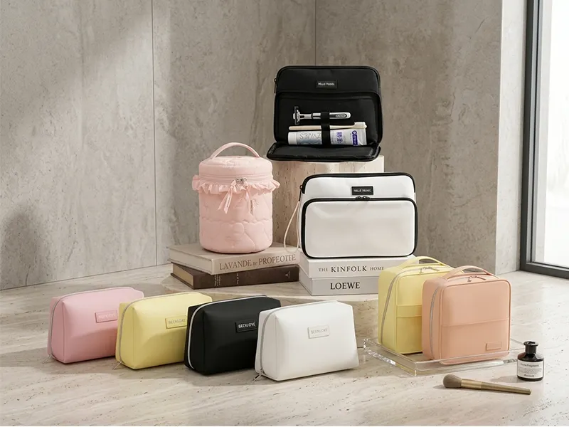 Custom cosmetic bags wholesale manufacture display in Yiwu OEM factory